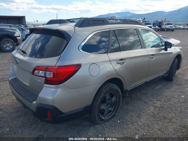 Subaru Outback 2.5i Premium 2018 4S4BSACC2J3308474 Image 4