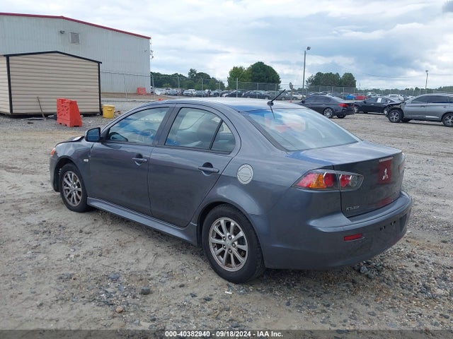 2011 MITSUBISHI LANCER JA32U2FU3BU029781 Photo 2