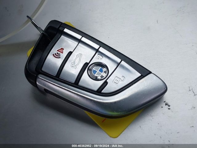 WBAJA9C5XJB251477 BMW 530e Iperformance