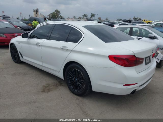 WBAJA9C5XJB251477 BMW 530e Iperformance