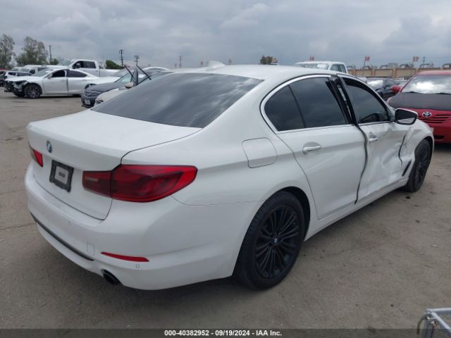 WBAJA9C5XJB251477 BMW 530e Iperformance