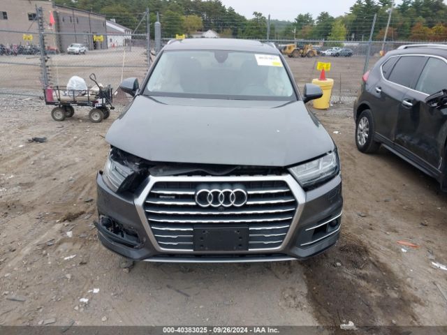 WA1VAAF78JD035113 Audi Q7 3.0t Premium