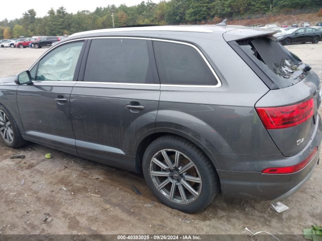 WA1VAAF78JD035113 Audi Q7 3.0t Premium