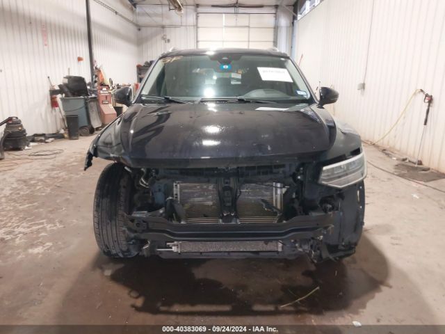 3VV3B7AX7NM163617 Volkswagen Tiguan 2.0t Se