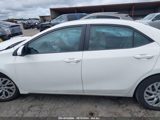 Toyota COROLLA LE 2017 2T1BURHE3HC808703 Image 14