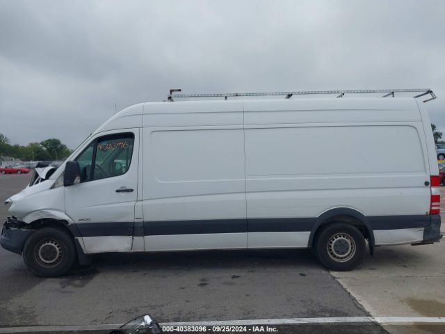 WD3PE8DC0E5858138 Mercedes-Benz Sprinter 2500 High Roof