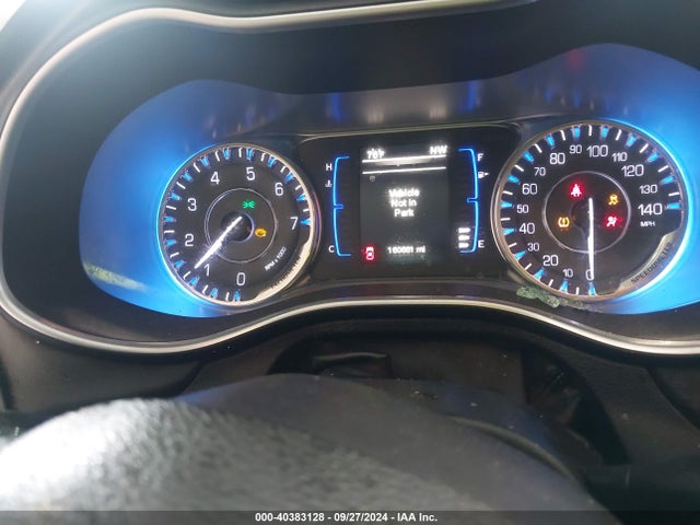 Chrysler 200 Limited 2015 1C3CCCABXFN695478 Image 7