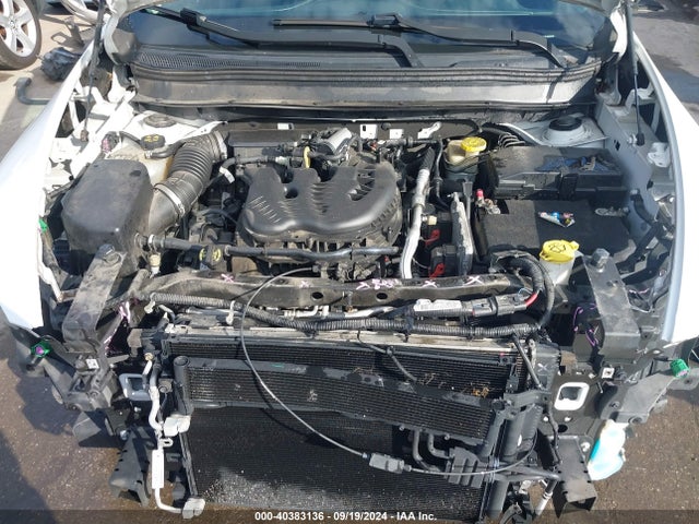 Jeep Cherokee Latitude 2014 1C4PJLCS0EW116796 Image 10