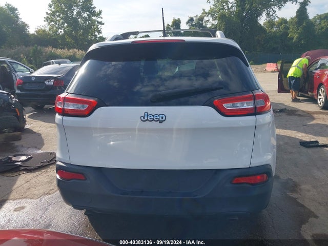 Jeep Cherokee Latitude 2014 1C4PJLCS0EW116796 Image 17