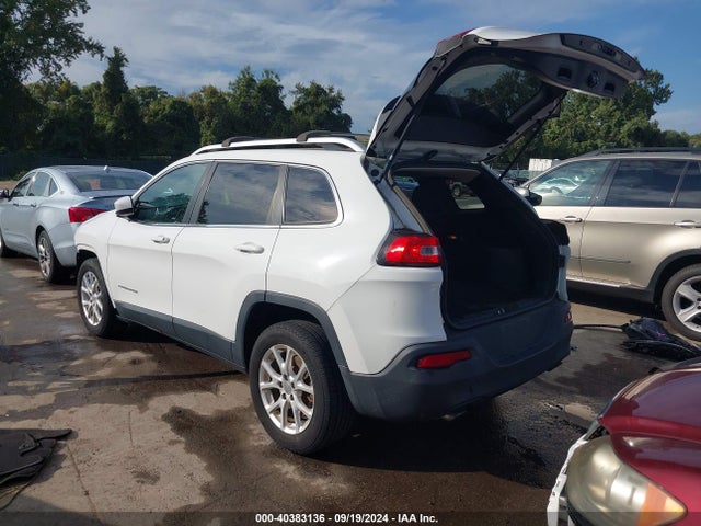 Jeep Cherokee Latitude 2014 1C4PJLCS0EW116796 Image 3
