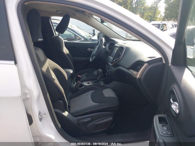 Jeep Cherokee Latitude 2014 1C4PJLCS0EW116796 Image 5