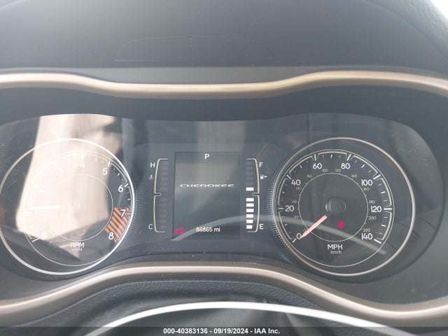 Jeep Cherokee Latitude 2014 1C4PJLCS0EW116796 Image 7