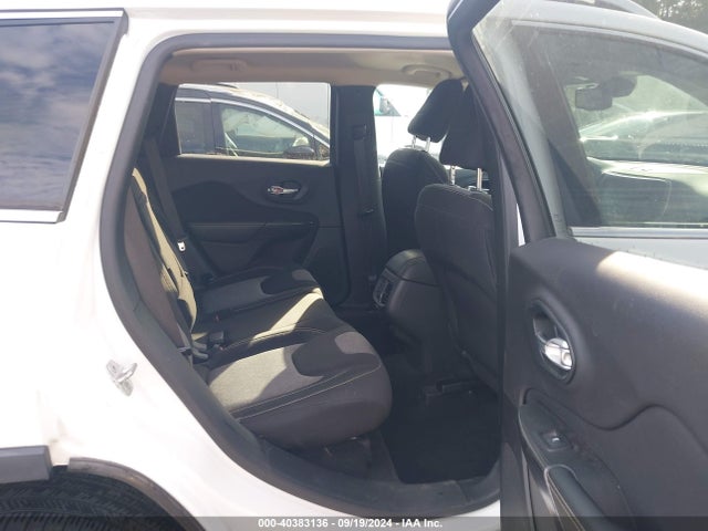 Jeep Cherokee Latitude 2014 1C4PJLCS0EW116796 Image 8