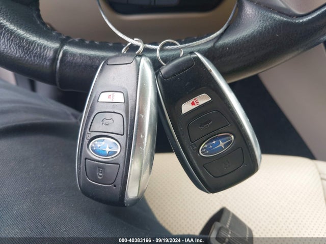 Subaru Outback 2.5i Limited 2015 4S4BSANC0F3250904 Image 11