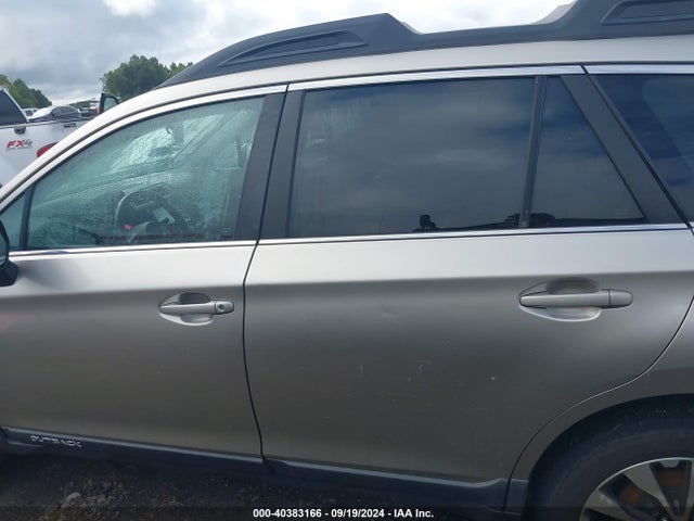 Subaru Outback 2.5i Limited 2015 4S4BSANC0F3250904 Image 14