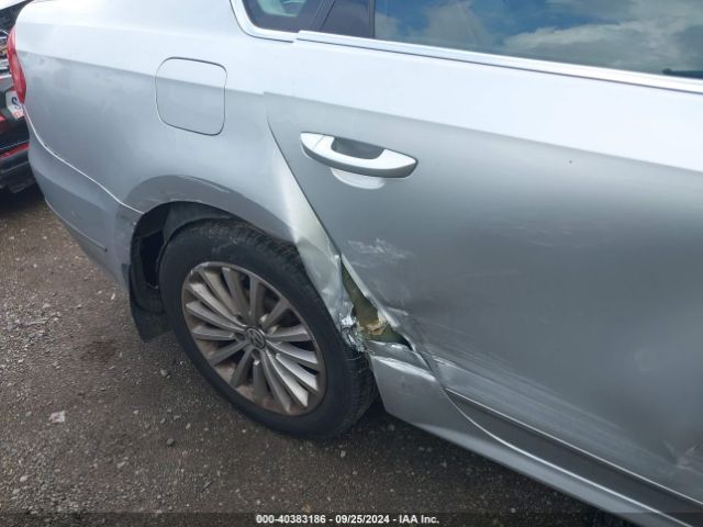 1VWBT7A33GC052746 Volkswagen Passat 1.8t Se