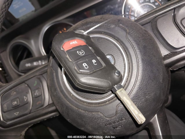 1C4HJXDN4MW831745 Jeep Wrangler Unlimited Willys 4x4