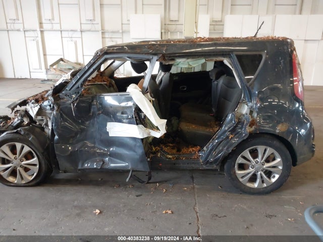 KIA SOUL + 2016 KNDJP3A59G7350966 Image 14