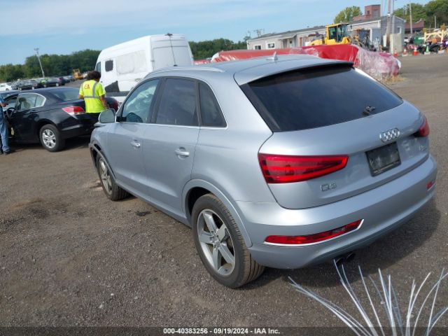WA1EFCFS7FR013132 Audi Q3 2.0t Premium Plus
