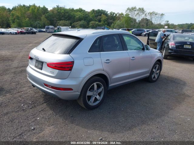 WA1EFCFS7FR013132 Audi Q3 2.0t Premium Plus