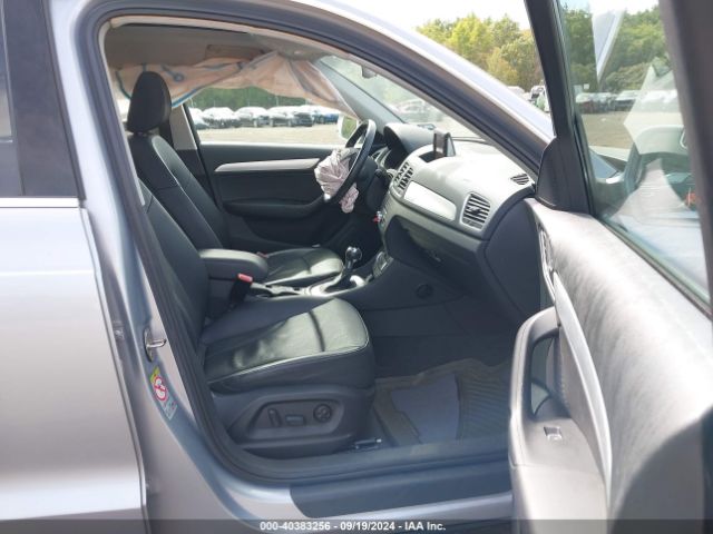 WA1EFCFS7FR013132 Audi Q3 2.0t Premium Plus