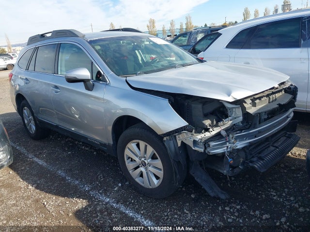 Subaru Outback 2.5i Premium 2018 4S4BSAFC6J3382279 Image 1