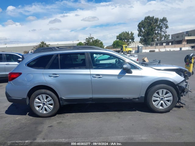 Subaru Outback 2.5i Premium 2018 4S4BSAFC6J3382279 Image 14