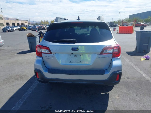 Subaru Outback 2.5i Premium 2018 4S4BSAFC6J3382279 Image 17