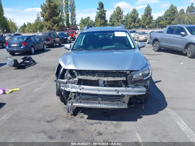 Subaru Outback 2.5i Premium 2018 4S4BSAFC6J3382279 Image 6