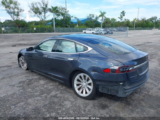 2017 TESLA MODEL S 5YJSA1E15HF188850 Photo 2