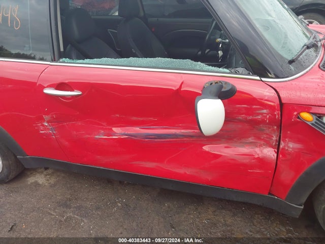 2006 MINI COOPER WMWRC33526TK17576 Photo 5