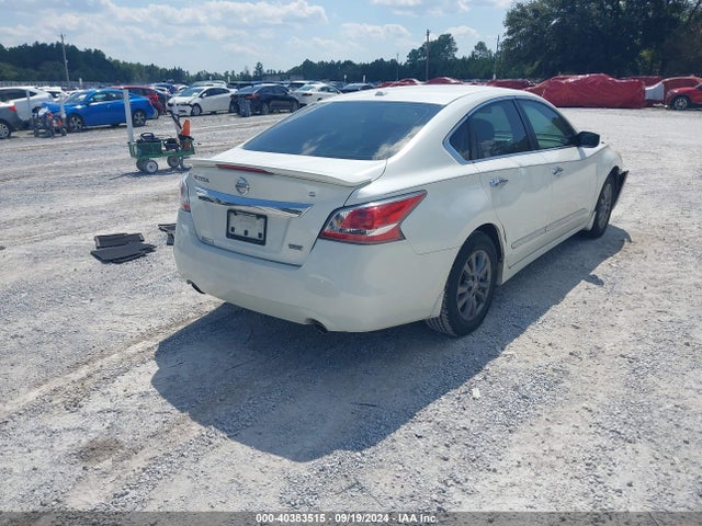 Nissan Altima 2.5 S 2015 1N4AL3AP5FC484799 Image 4