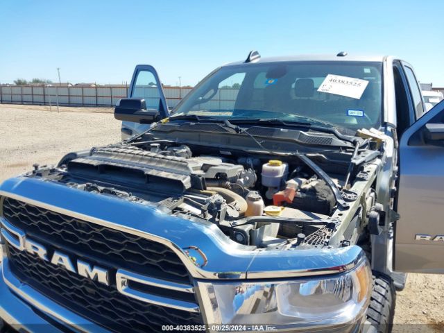 3C6UR5CLXNG254030 RAM 2500 Tradesman  4x4 6'4 Box