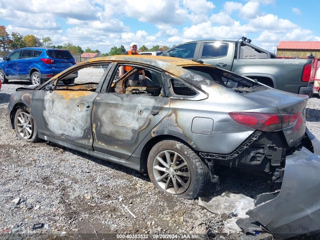 Hyundai SONATA SE 2018 5NPE24AF3JH703154 Image 3