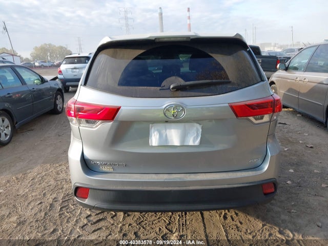 5TDBZRFHXHS475664 Toyota Highlander Le
