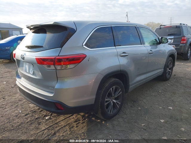 5TDBZRFHXHS475664 Toyota Highlander Le