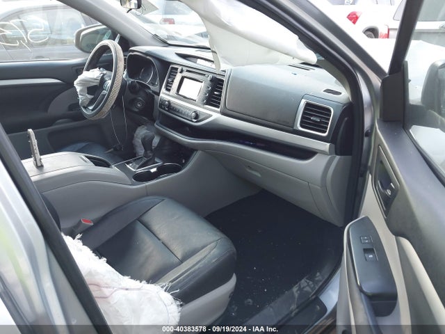 5TDBZRFHXHS475664 Toyota Highlander Le