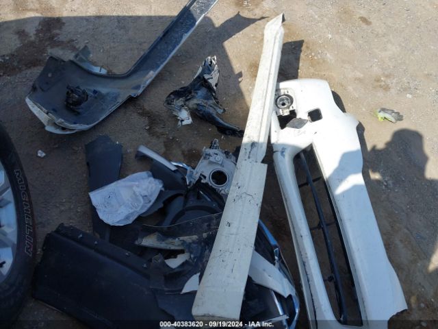 3TMLU4EN8FM187121 Toyota Tacoma Base V6