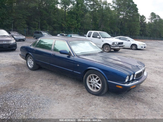 1999 JAGUAR XJ8 SAJHX6046XC858474 Photo 0