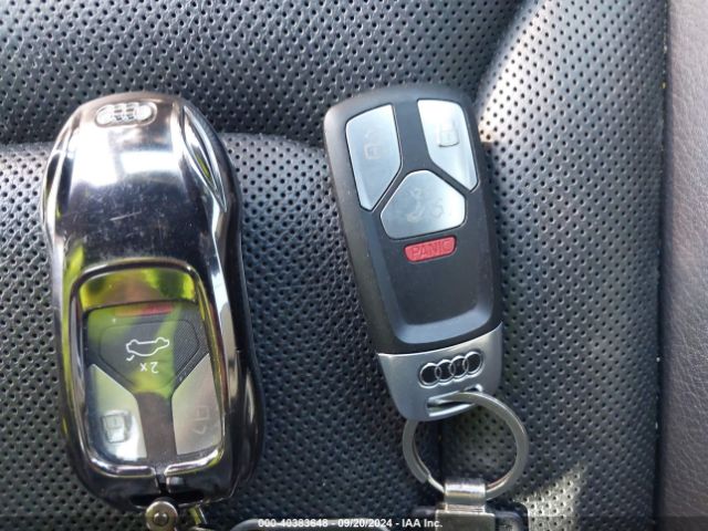 WA1LHAF76KD047345 Audi Q7 45 Premium