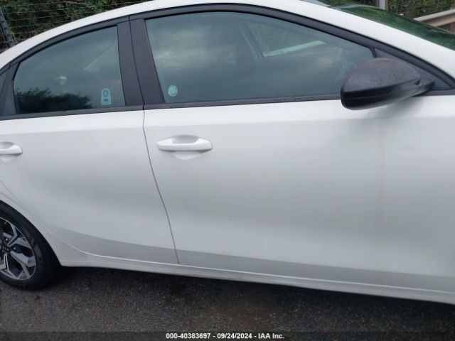 3KPF24AD0ME337715 KIA Forte Lxs