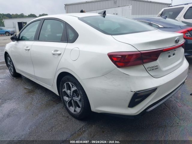 3KPF24AD0ME337715 KIA Forte Lxs