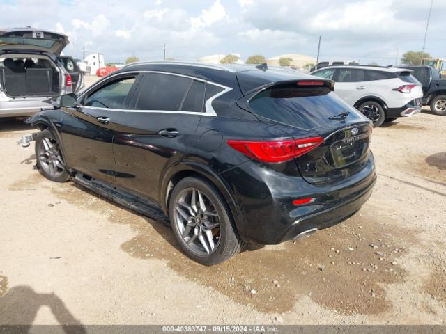 SJKCH5CP5HA032926 Infiniti Qx30 Premium
