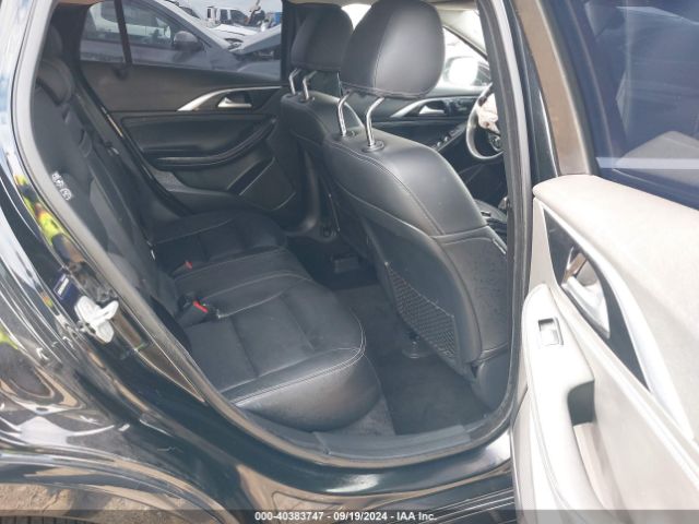 SJKCH5CP5HA032926 Infiniti Qx30 Premium