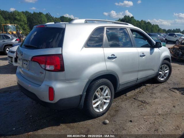 5XYKT3A6XEG507493 KIA SORENTO LX