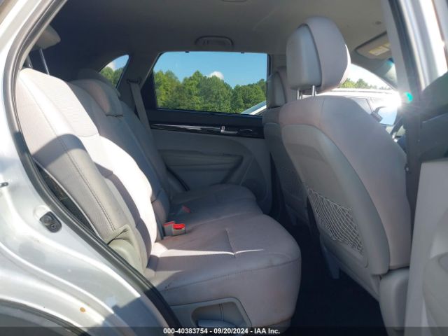 5XYKT3A6XEG507493 KIA SORENTO LX