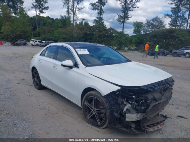 WDD3G4EB7KW028491 Mercedes-Benz A 220