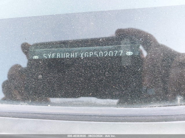 Toyota COROLLA LE 2016 5YFBURHEXGP502077 Image 9