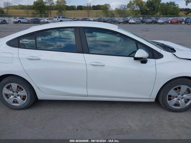 Chevrolet Cruze Ls Auto 2018 1G1BC5SM7J7120716 Image 13