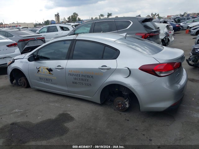 KIA FORTE LX 2018 3KPFL4A70JE255664 Image 13